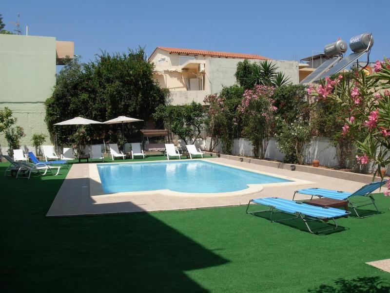 Evexia Boutique Hotel & Spa Agia Marina Екстериор снимка